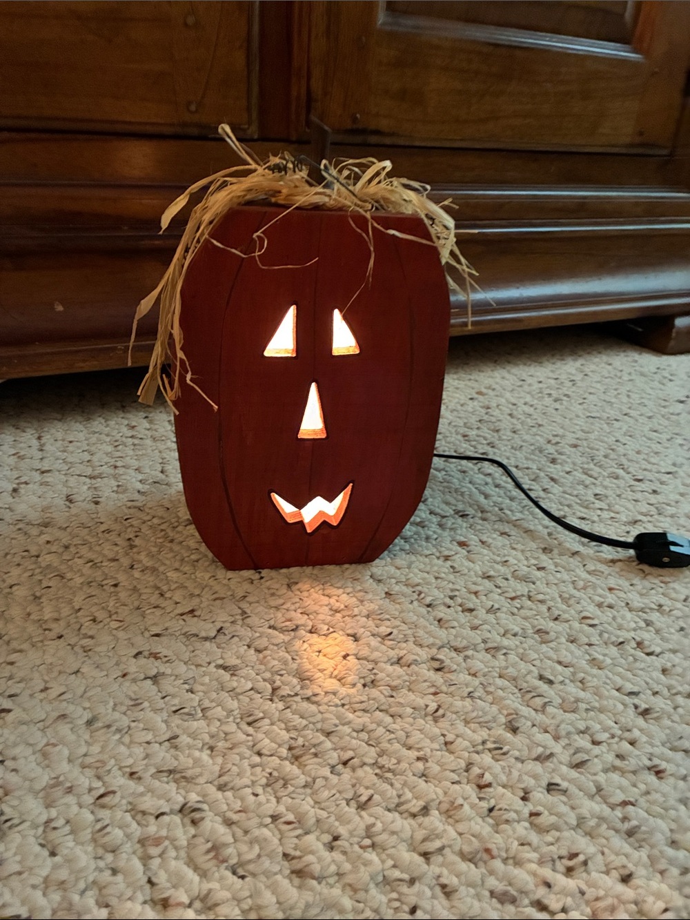 Halloween Red Wooden Jack-O'-Lantern Table Light